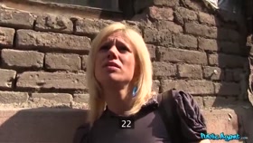 Blonde Fucks A Stranger In Underground Car Park / Publicagent