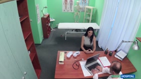 Doctor Fucks Porn Actress Over Desk / Fakehospital